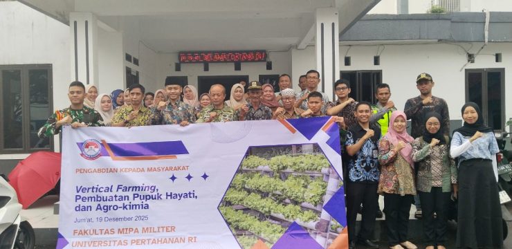 FAKULTAS MIPA MILITER UNHAN RI GELAR PENGABDIAN KEPADA MASYARAKAT DI DESA TANGKIL BOGOR DENGAN TEMA VERTICAL FARMING, PUPUK HAYATI, DAN AGROKIMIA